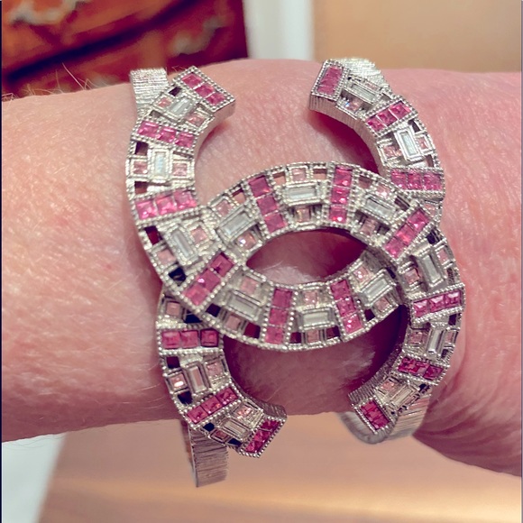 Chanel Bracelet - Picture 2 of 9